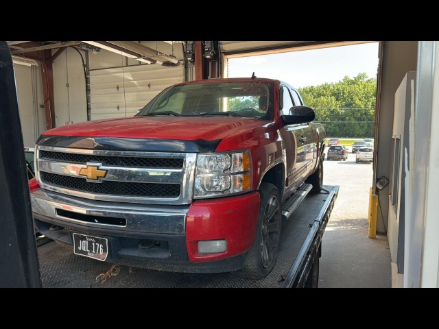 BUY CHEVROLET SILVERADO 1500 2010 2WD EXT CAB 143.5